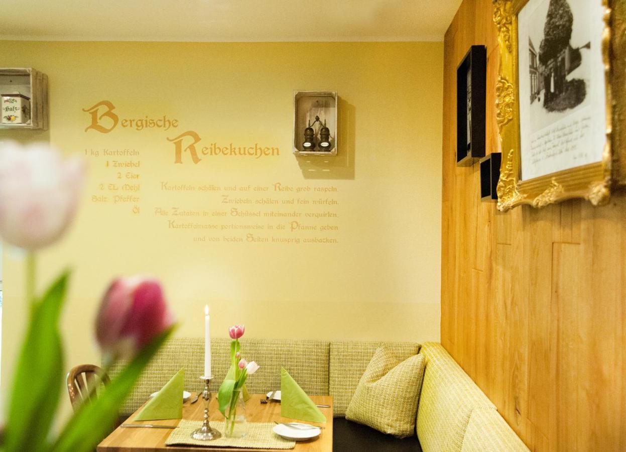 Landhotel Napoleon Wipperfürth Eksteriør bilde